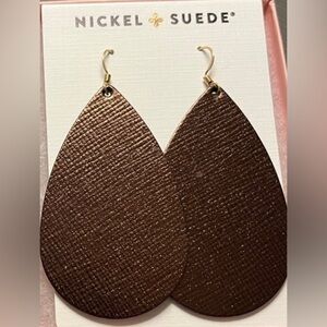 Women’s Nickel and Suede Cocoa Teardrops Earrings
